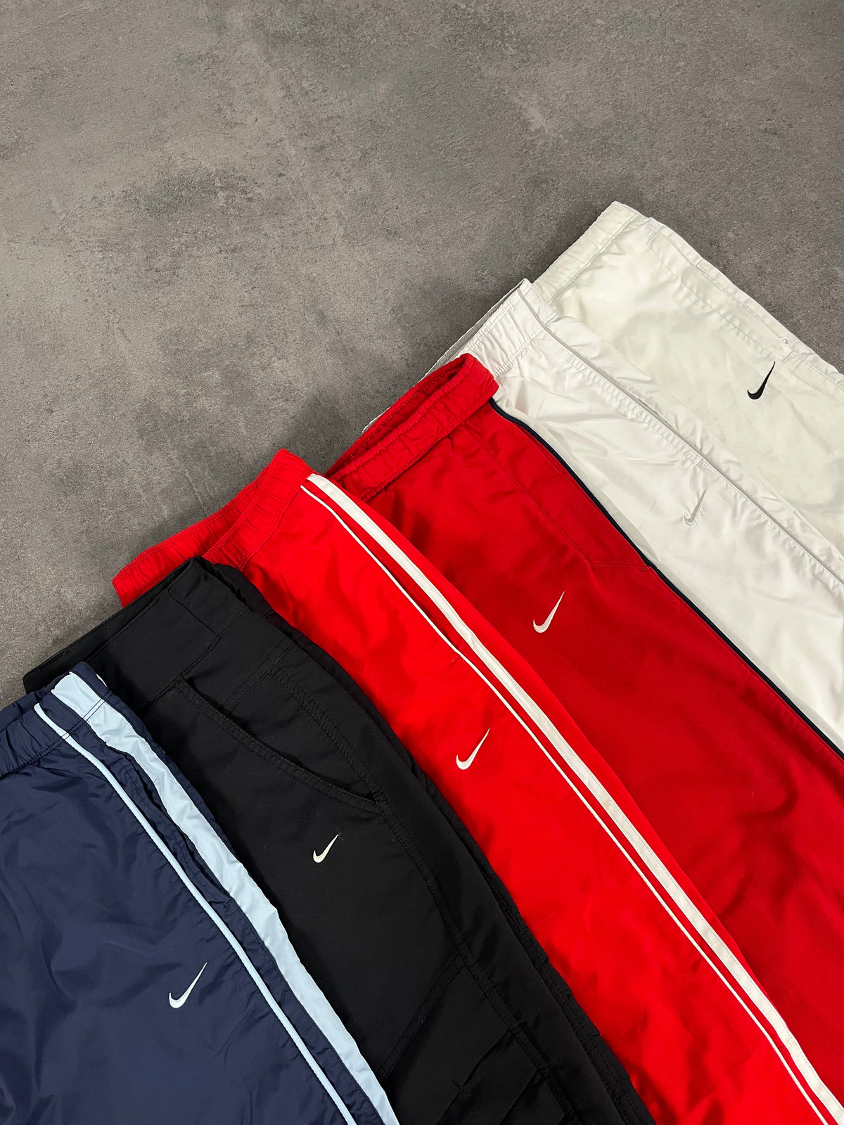 Trackpants